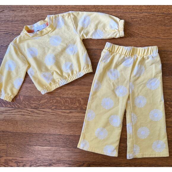 Rachel Zoe Girls' Yellow Sun Sweat Set Size 18 Months - Picture 1 of 6